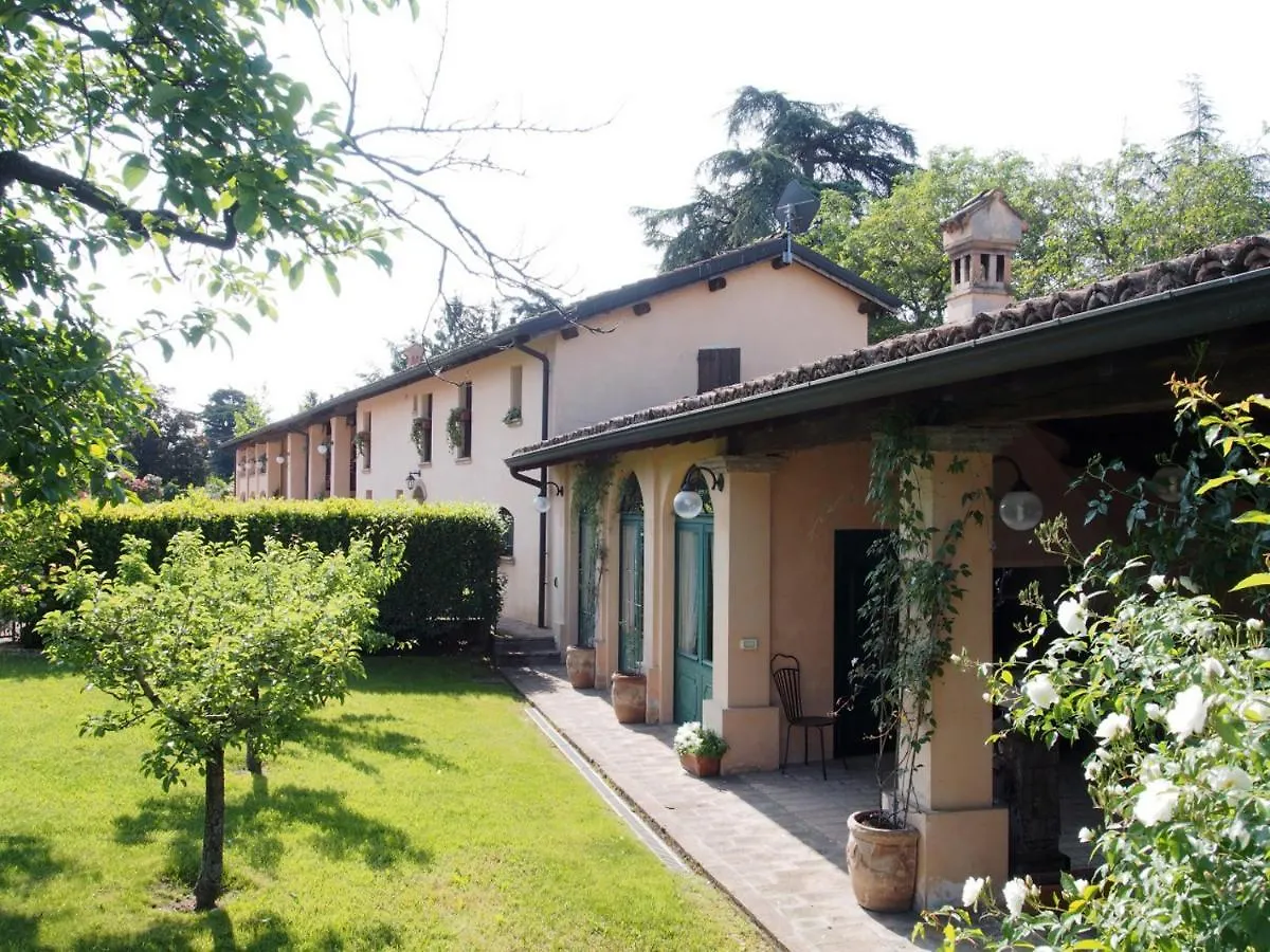 Agriturismo Corte Bebbi Bibbiano  Italy