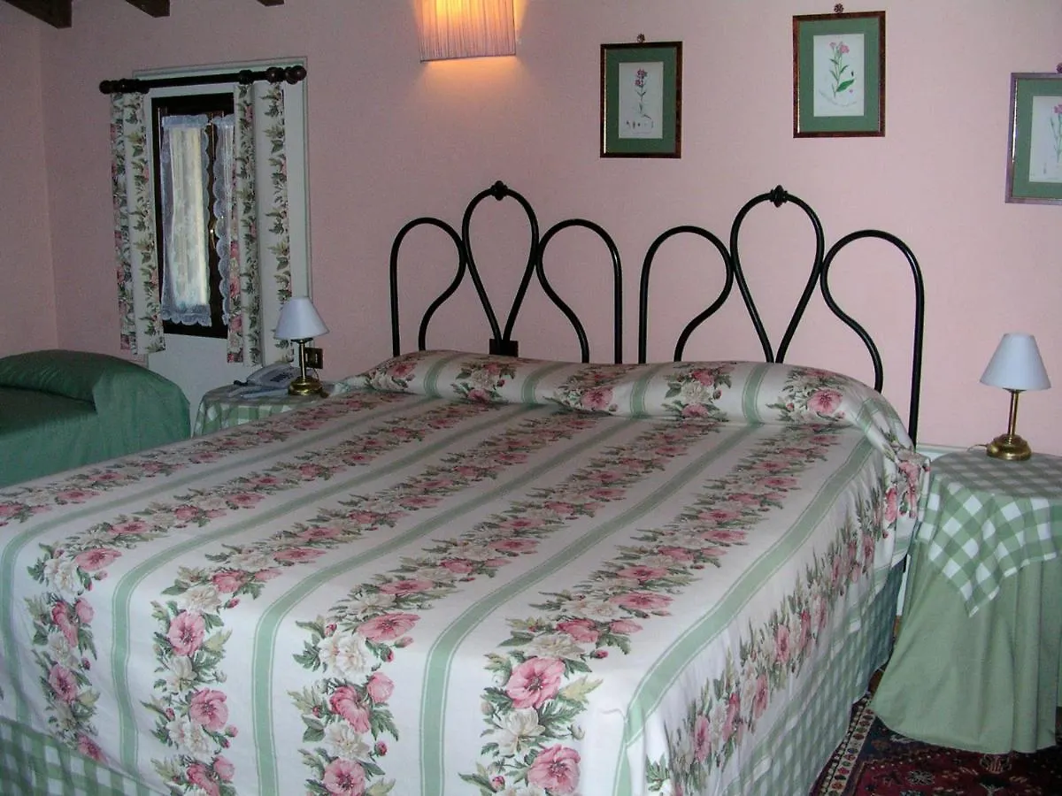 Agriturismo Corte Bebbi Bibbiano  Italy